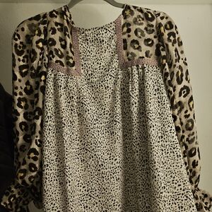 3x for 25$ Entro Leopard zebra mixed print blouse